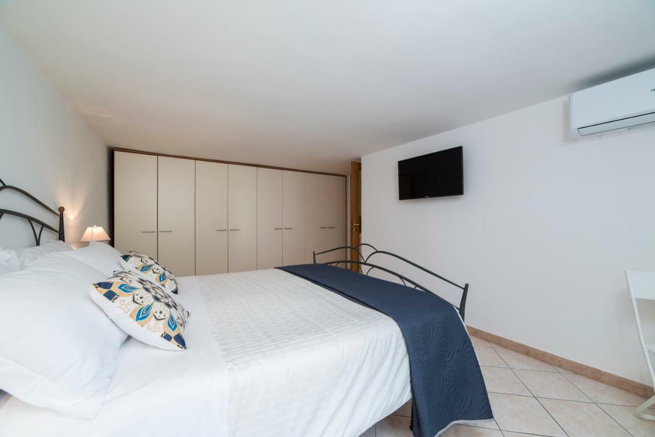 Casa Taiani Amalfi Coast Daire Vietri Dış mekan fotoğraf